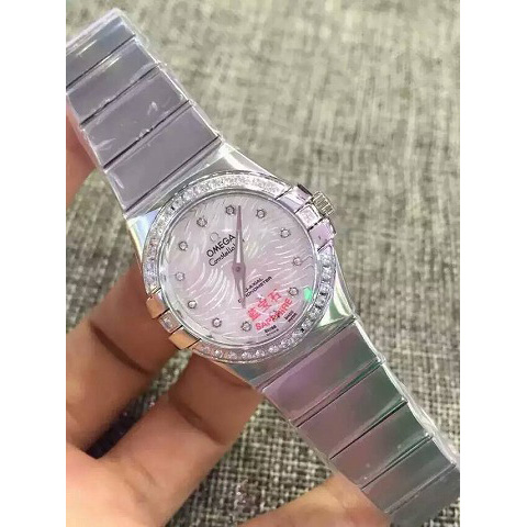 商品名称：AJ-N1117　オメガ2015年　腕時計　レディース　クーオツ