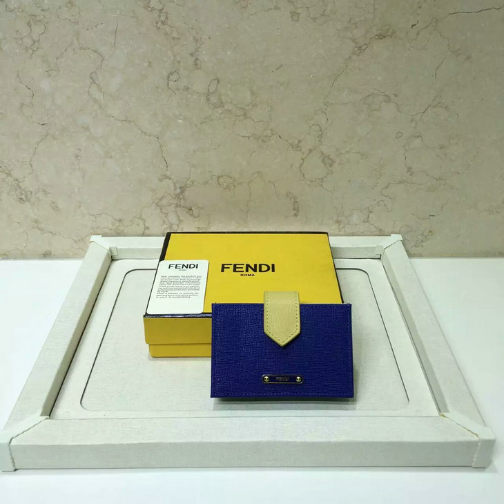 フェンディ　168-0301SL　2016年新品　カードケース　カーフレザー