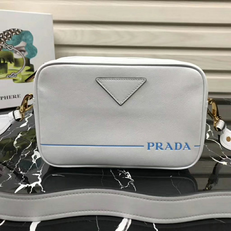 商品名称：プラダ 025-PD1BH093B　2018年新作 斜めがけ ショルダーバッグ カーフレザー レディースバッグ