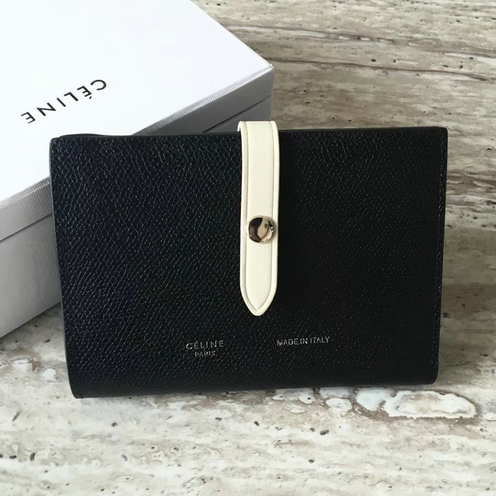 セリーヌ　DD-CE1131BK　2018年最新作　二つ折り財布　カードポケット付き
