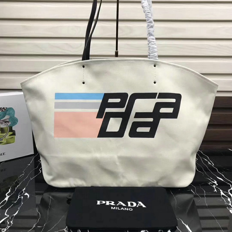 商品名称：プラダ 025-PD1BG220D　2018年最新作 ハンドバッグ ショッピングバッグ トートバッグ キャンパス
