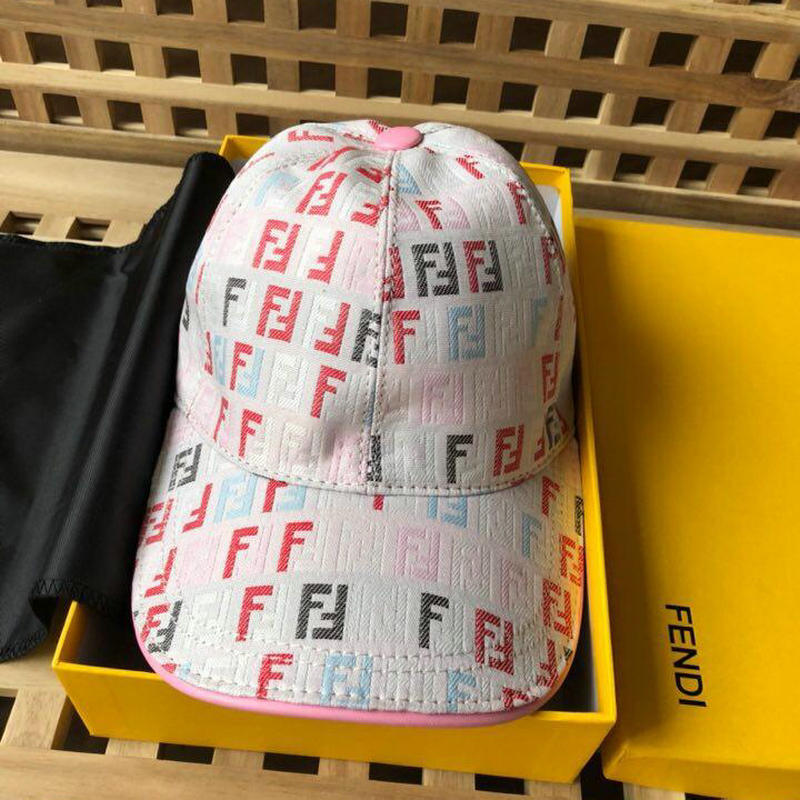 フェンディ FENDI  CT-FDM18003  2018/2019年最新作 帽子 ベースボール キャップ 男女兼用 季節問わず
