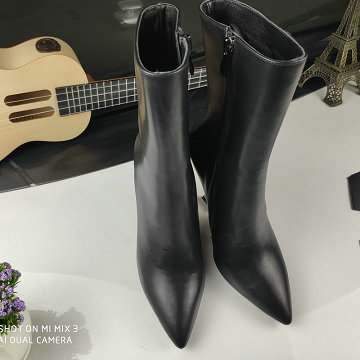 商品名称：イヴサンローラン Saint laurent  26-YSLJ20004 20200年秋冬最新作 ショートブーツ ハイヒールシューズ レディースシューズ 靴 ピンヒール とんがりトウ レザー