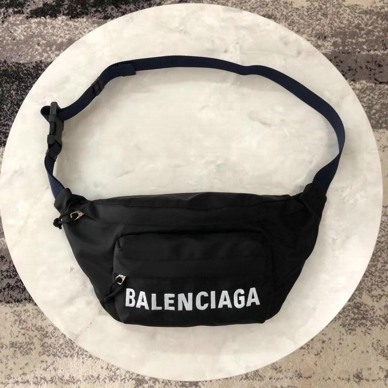 バレンシアガ BALENCIAGA 99-BA085332 2019年最新入荷 ウィール ベルトパック ウェストバッグ チェストバッグ ナイロン