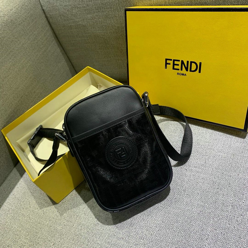 フェンディ FENDI BXN-FD5044R 2019年最新作 カメラバッグ 斜め掛け ショルダーバッグ 防水