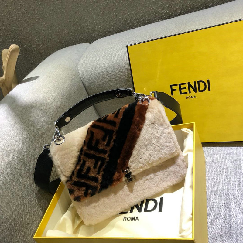 フェンディ FENDI BXN-FD5409 2019年最新作 キャナイ Kan トートバッグ 2way ショルダーバッグ ウール