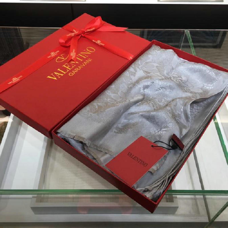 商品名称：ヴァレンティノ Valentino AN-WJVT19003 2019年春夏最新入荷 マフラー スカーフ ショール ネッカチーフ シルク