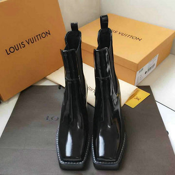 商品名称：ルイヴィトン LOUISVUITTON  26-LVJ20012 2020年秋冬最新入荷 ミドルブーツ ローヒールブーツ レディースシューズ 靴 カジュアルシューズ パテントーレザー
