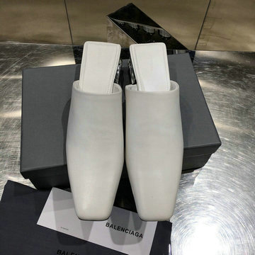 商品名称：バレンシアガ BALENCIAGA 26-BAJ20004 2020年夏最新入荷 ミュールサンダル ローヒール サマーサンダル 夏 スリッパ レディースシューズ 靴