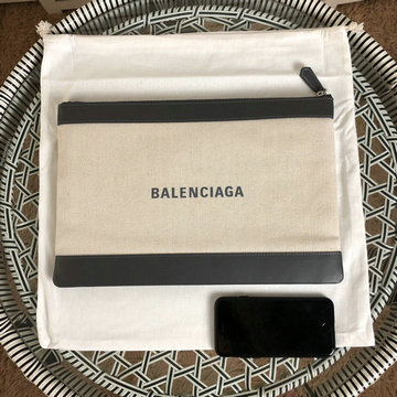 バレンシアガ BALENCIAGA YUN-BA373834H　2020年最新入荷 ミディアムジップケース ポーチ 手持ちかばん クラッチバッグ