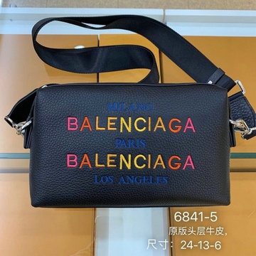 バレンシアガ BALENCIAGA GH-BA6841 2021年最新入荷 斜め掛け ショルダーバッグ クロスボディ カーフレザー