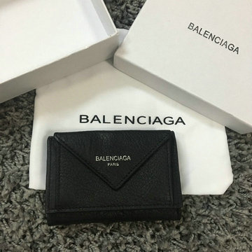 商品名称：バレンシアガ BALENCIAGA GH-BA3914K 2021年最新入荷 ペーパー ミニ ウォレット カートロット コインセクション 札入れ カーフスキン 黒