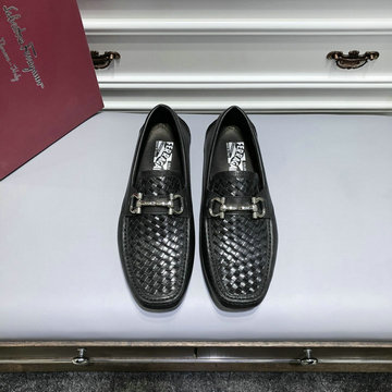 サルヴァトーレ フェラガモ FERRAGAMO 26-FDJ21001　2021年春夏最新入荷 ローファーシューズ 紳士靴 フラットシューズ 皮靴 メンズシューズ レザー