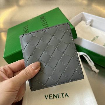 商品名称：ボッテガヴェネタ BOTTEGAVENETA aj-BOV749400PKL  2023年最新入荷 イントレチャート スリム 二つ折りウォレット 短財布 ショートウォレット カード入れ 札入れ