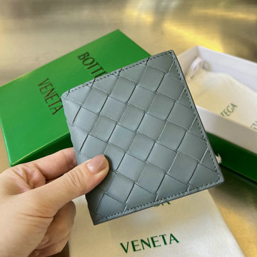 商品名称：ボッテガヴェネタ BOTTEGAVENETA aj-BOV749400QHL  2023年最新入荷 イントレチャート スリム 二つ折りウォレット 短財布 ショートウォレット カード入れ 札入れ