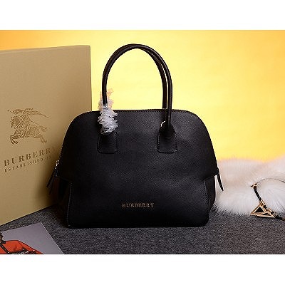 2014年新品　BURBERRY＆バーバリー　ハンドバッグ＆ショルダ付き　人気仕様　カーフレザー　LX2-N6928
