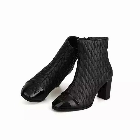 商品名称：2014年秋冬新品シャネル ショートブーツ チャンキー  CHANELシープレザーYSMP0984