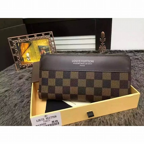 FY3-N1041 2015年ルイヴィトンファスナー財布　キャンパスレザー