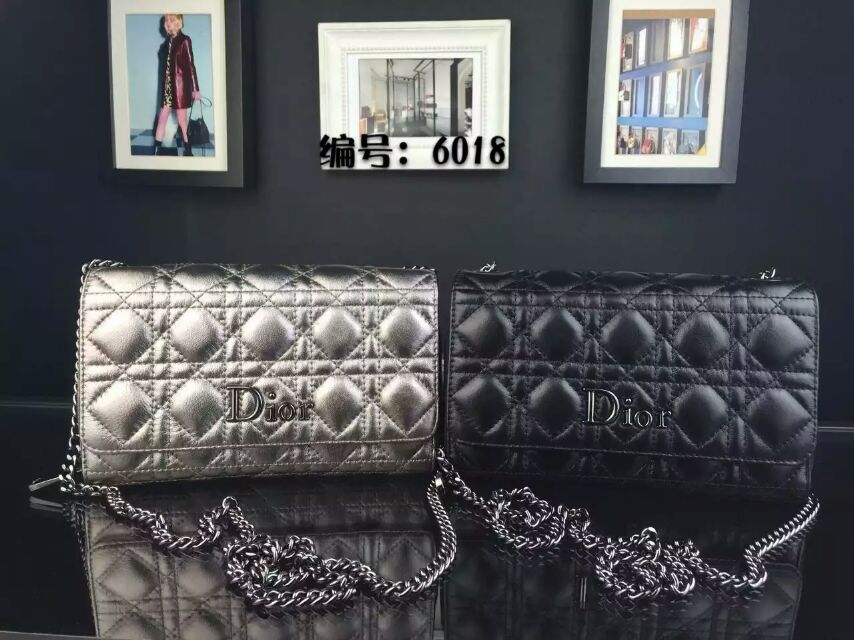 商品名称：YH-N6018 2016年2折り財布 クリスチャンディオール　レザー