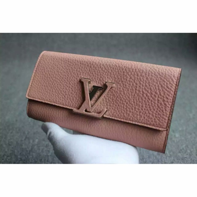 2016年新入荷LOUIS VUITTON ルイヴィトン ポルトフォイユ　カプシーヌ 二つ折り長財布 長財布 ブラック トリヨンレザー (057A-M61249)