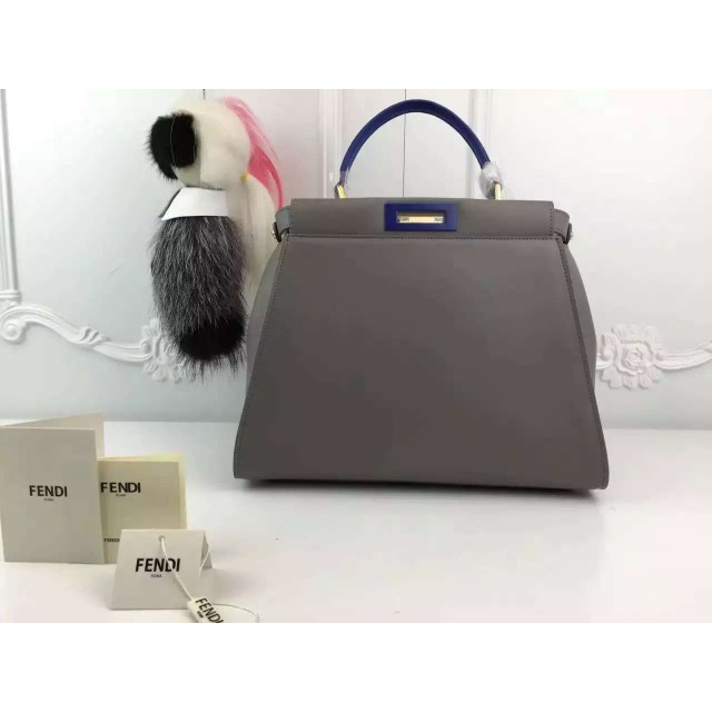 FY1-8806 　フェンディ2016年　ハンドバッグ　ピーカブー　レザー