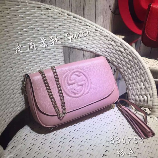 GH5-336752　GUCCI2016年 グッチショルダーバッグ　カーフレザー
