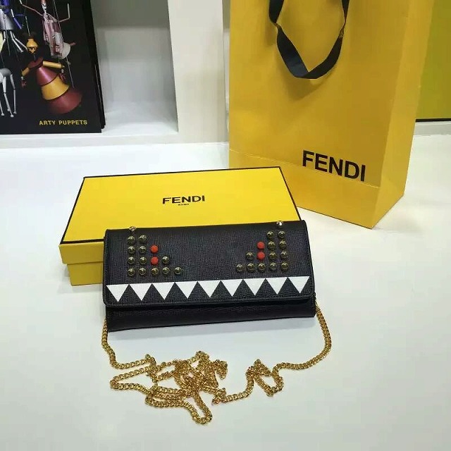 2016年168-0251 フェンディ長財布　2折財布　カーフレザー