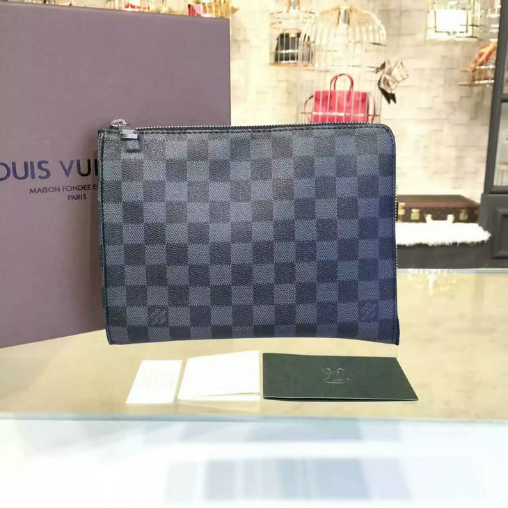 【流行品】 057-N41502 2016年手持ちバッグ　ルイヴィトン　ダミエ