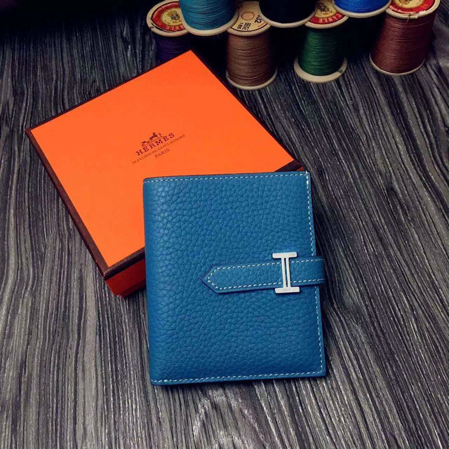 エルメス　050d-HE209 2016年新入荷　二つ折り短財布　ドコ