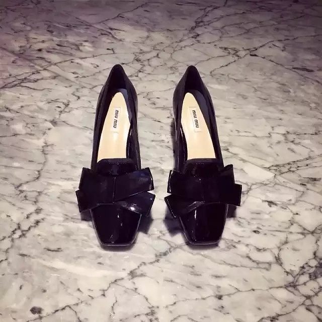 商品名称：ミュウミュウ　026-MIUMIU465JYX　2016年夏新品　パンプス　レザー