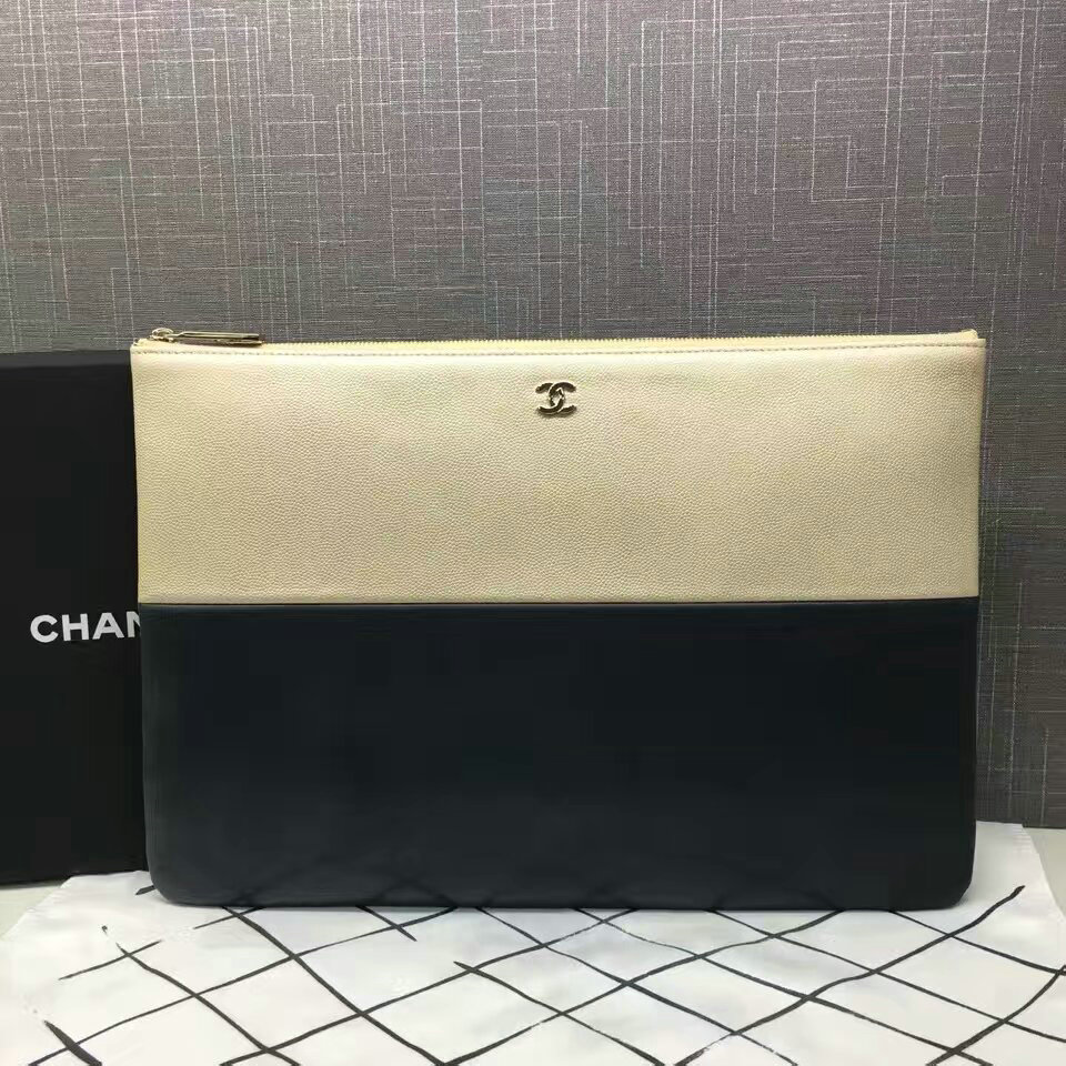 シャネル　 LFH-CH2607　2017年再入荷　手持ち袋　カーフレザー