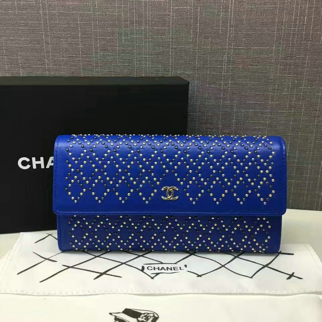 シャネル　 LFH3-CH84001　2017年再入荷　2折財布　レザー