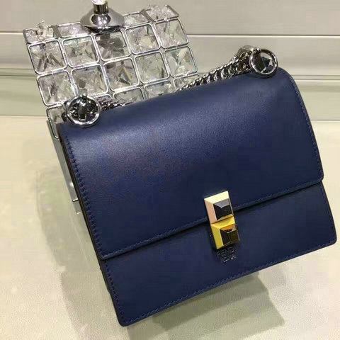 商品名称：フェンディ　BLCT3-FD005 2017年再入荷 　ショルダーバッグ　オリジナルレザー