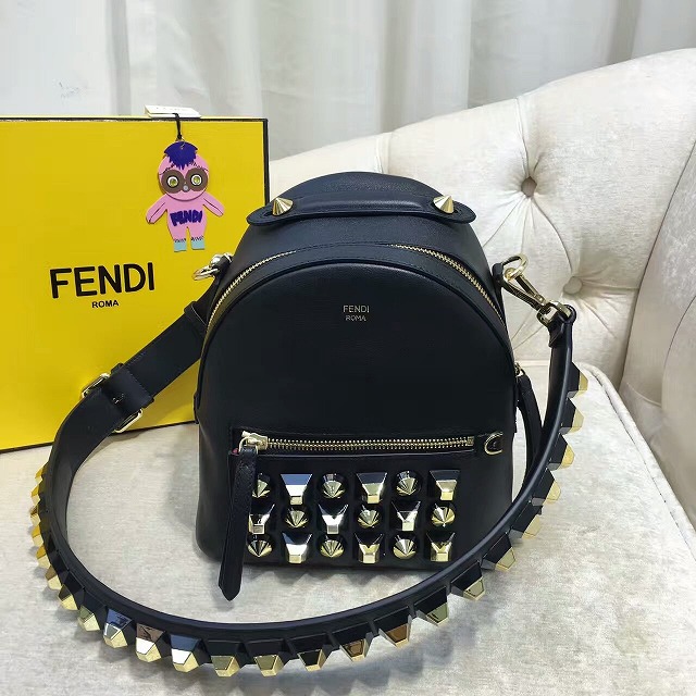 フェンディ　BXN-FD5303　2017年新品　ショルダーバッグ