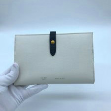 セリーヌ　MM3-CE104873 　2017年再入荷　２折財布　レザー