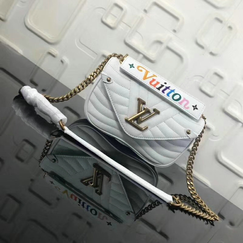 ルイヴィトン 025-M51945　2018年最新作 ニューウェーブ チェーンバッグ MM ショルダーバッグ レザー 白