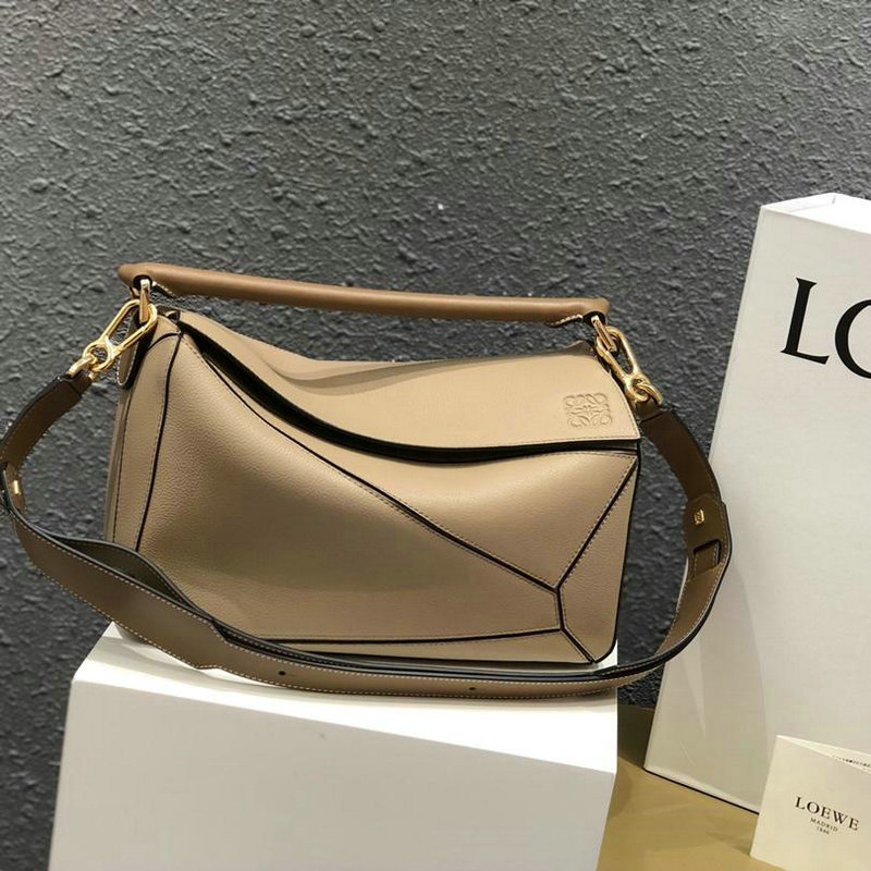 ロエベLOEWE DDB-LOW1608QSS　2018年新作 パズル ショルダーバッグ ユニセックス ビジネス 出張 通勤 カーフレザー 男女兼用
