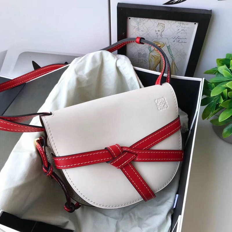 ロエベLOEWE ZZ-LOW0617PBR　2018年新作 ゲートバッグ ショルダーバッグ 斜めがけ レザー レディースかばん