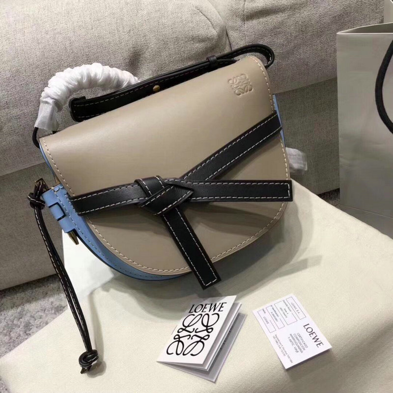 ロエベLOEWE ZZ-LOW0617PML　2018年新作 ゲートバッグ ショルダーバッグ 斜めがけ レザー レディースかばん