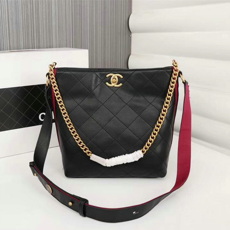 シャネルCHANEL JS-CH1032KR　2018年最新作 ホーボーバッグ ショルダーバッグ バケツバッグ カーフスキン