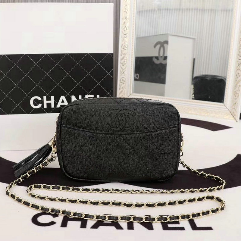 シャネルCHANEL JS-CH57493BK　2018年最新作 カメラケース 斜め掛け ショルダーバッグ グレインド カーフスキン