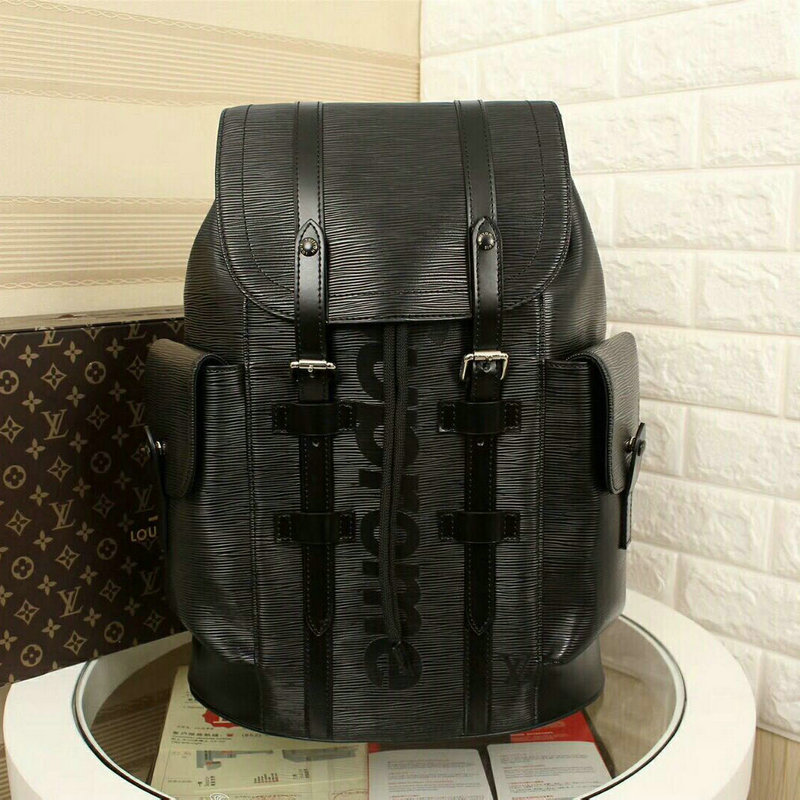 商品名称：ルイヴィトン 025-M53413p　2018年新作 supreme クリストファーPM バックパック ルイヴィトン×シュプリーム リュック・デイパック エピレザー ブラック ユニセックス