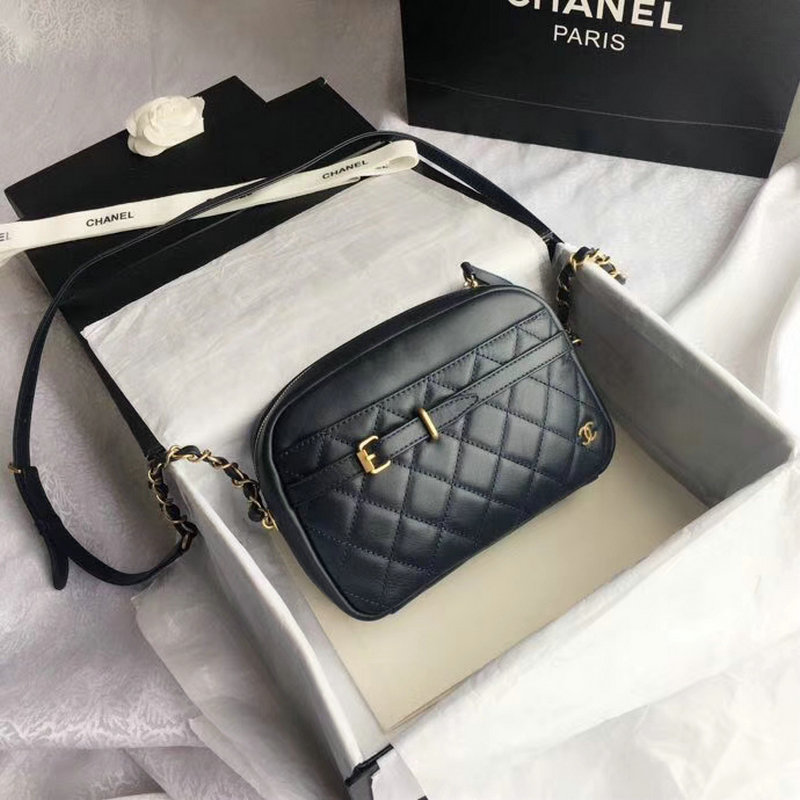 シャネルCHANEL JS-CH57658L　2018年最新作 カメラケース 斜め掛け ショルダーバッグ カーフスキン