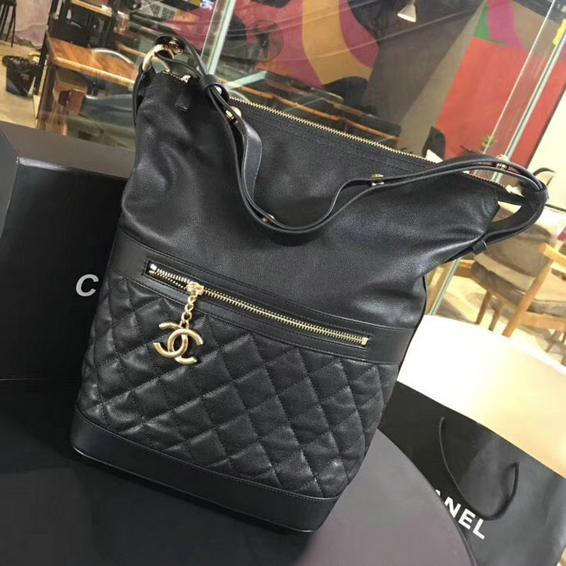 シャネルCHANEL JS-CH57966BK　2018年最新作 ホーボーバッグ ショルダーバッグ カーフスキン