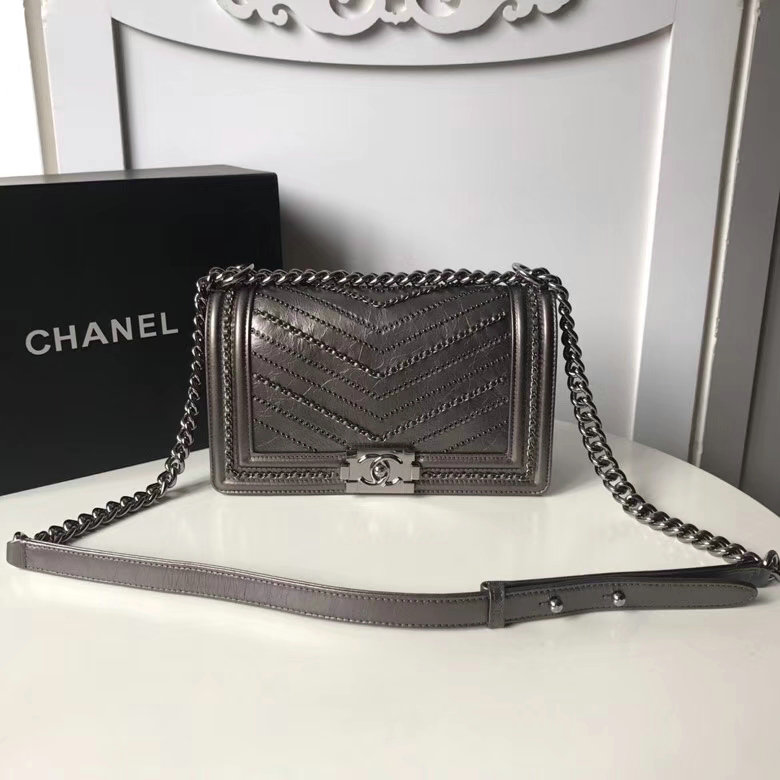 シャネルCHANEL JS-CHB18029Y　2018年最新作 LEBOY 斜め掛け ショルダーバッグ レディースかばん カーフスキン