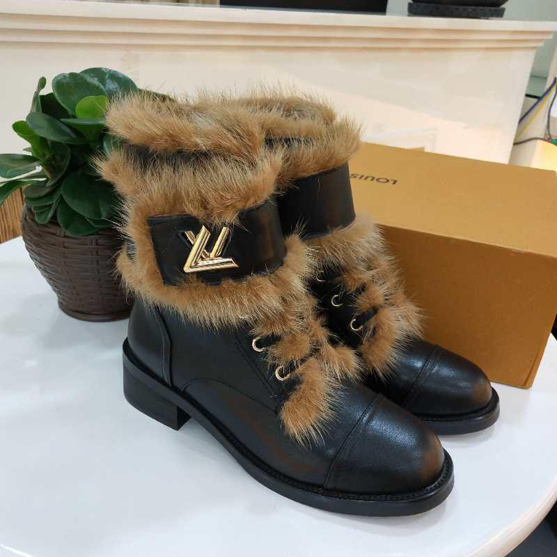 商品名称：ルイヴィトン  LOUISVUITTON  26-LV3311 2018年秋冬最新作 ショートブーツ レディース スノーブーツ レザー ファー 冬履き 黒