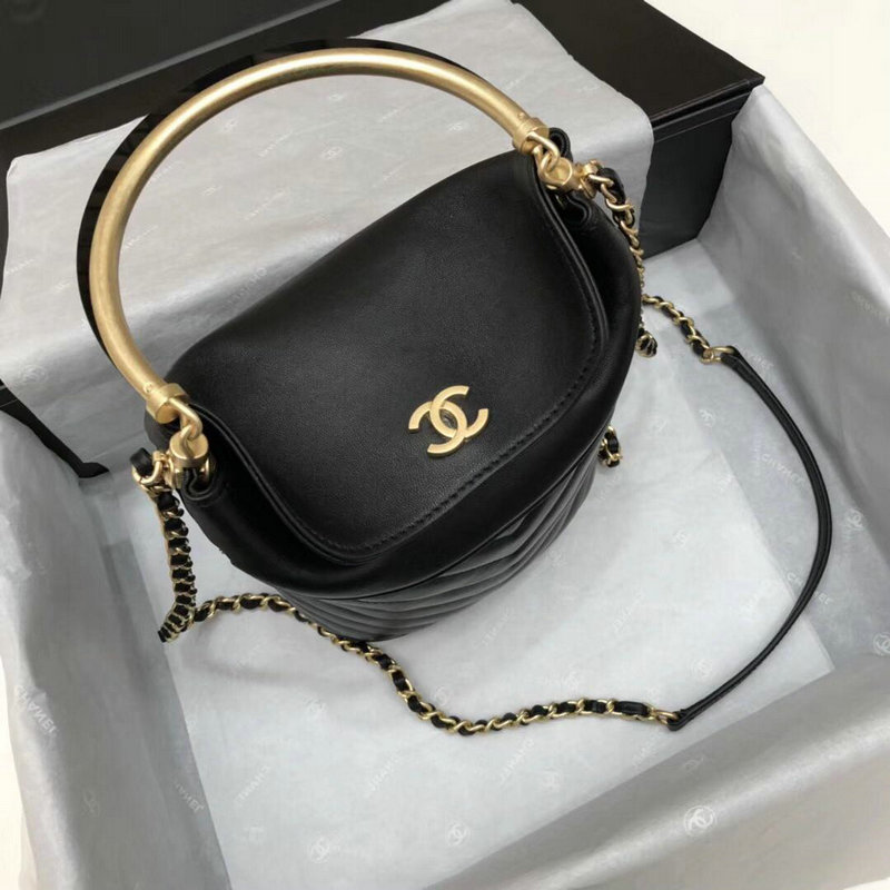 シャネル  CHANEL DDB-CH96165 2018年最新作 ショルダーバッグ レディースかばん レザー