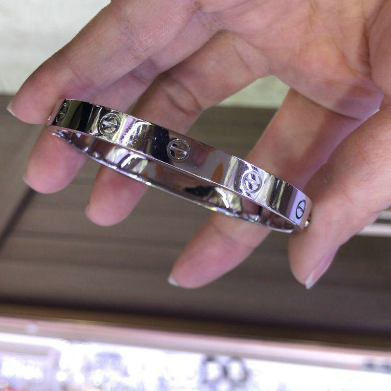 カルティエCARTIER 030-CAZ18001　2018年最新入荷 LOVE ラブ ブレスレット シルバー ジュストアンクル ブレスレット シルバー