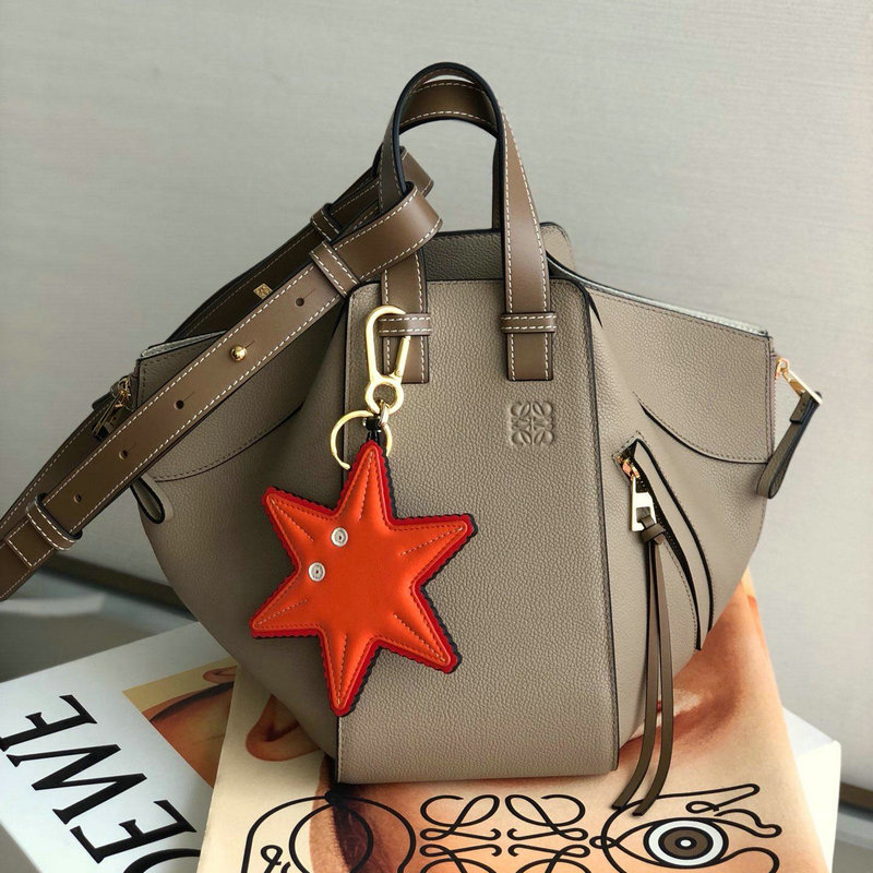 ロエベ  LOEWE  DDB-LOW6886PMB 2018年最新作 ハンモック ハンドバッグ トートバッグ カーフレザー レディースかばん 通勤 通学 出張