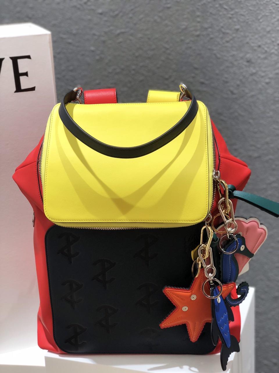ロエベ LOEWE ZZ-LOW2835KY 2018年新作 ゴヤ バックパック カーフレザー リュックサック チェック柄 通勤 通学 出張 ビジネス